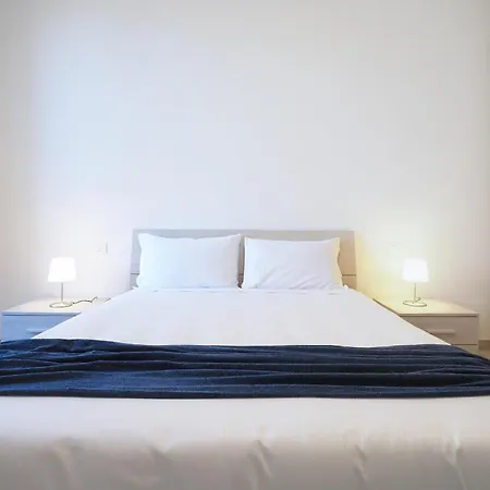 Appartement Contempora - Bilocale Piazza Grandi, 3