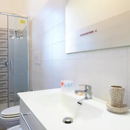 Contempora - Bilocale Piazza Grandi, 3 Appartement *
