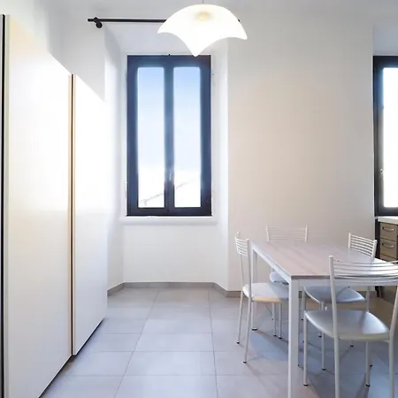 Contempora - Bilocale Piazza Grandi, 3 Appartement Milan