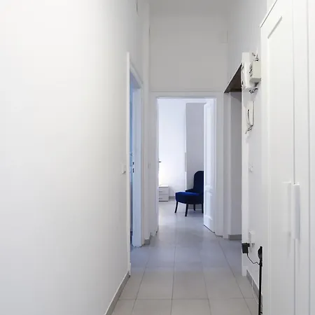 Contempora - Bilocale Piazza Grandi, 3 Apartment