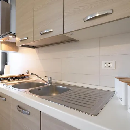 Contempora - Bilocale Piazza Grandi, 3 Apartment Milan